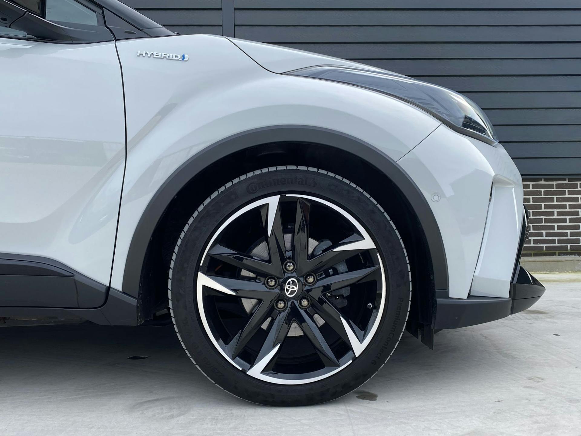 Toyota C-HR GR Sport 184 pk Hybride, Camera, ACC, JBL, Stuurverw, Navigatie