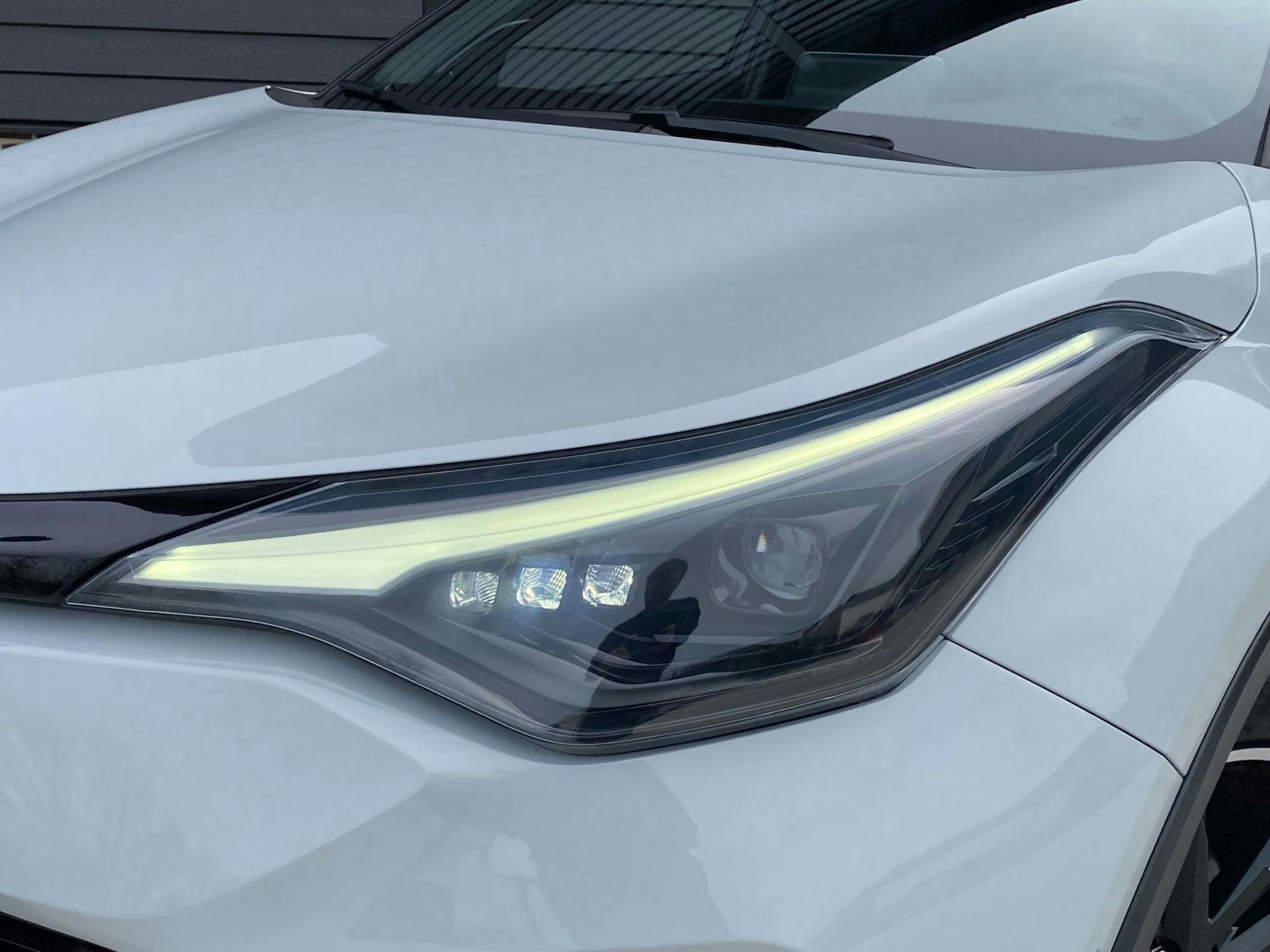 Toyota C-HR GR Sport 184 pk Hybride, Camera, ACC, JBL, Stuurverw, Navigatie