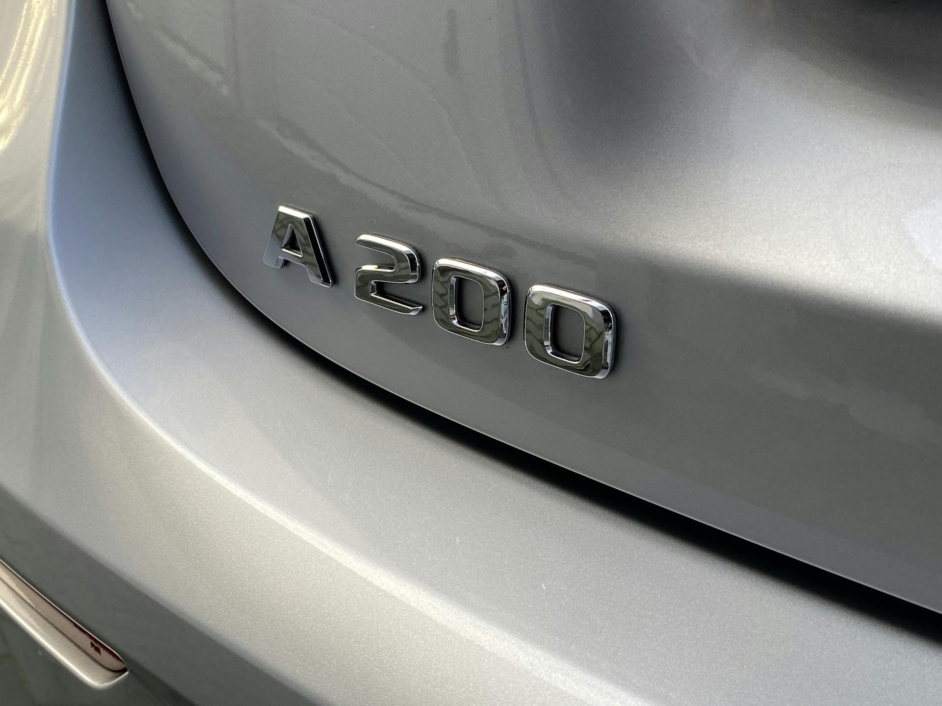 Mercedes A200 AMG Line Automaat met Panoramadak