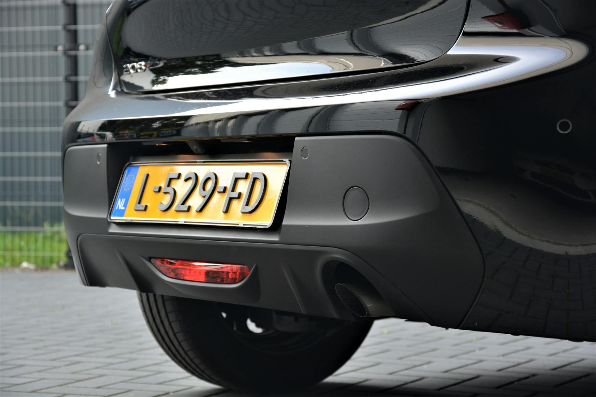 Peugeot 208 1.2 100 pk Active met Camera en Apple Carpay