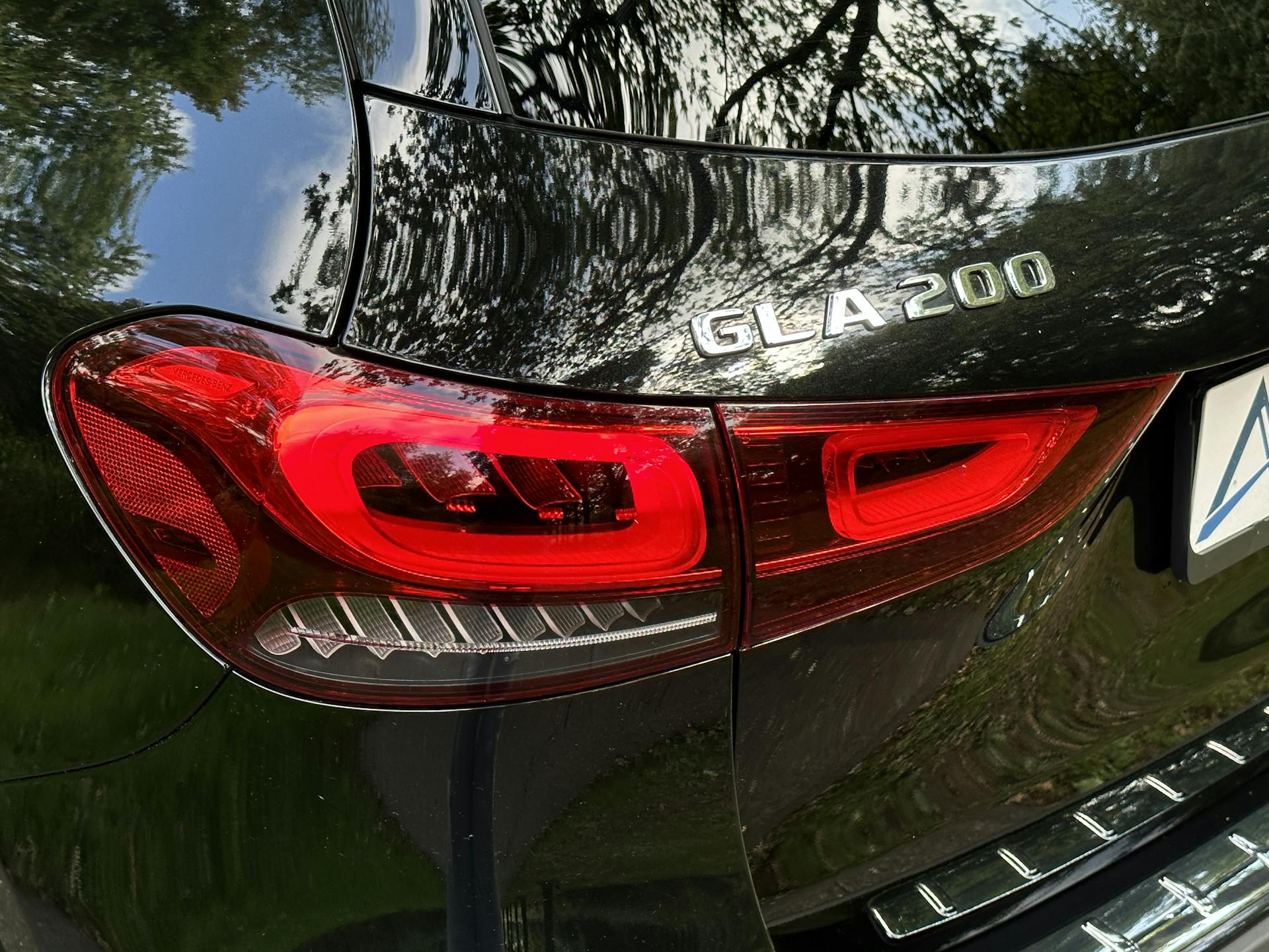 Mercedes GLA 200 AMG Line 163 pk, Panorama dak, LED, Ambiance verlichting