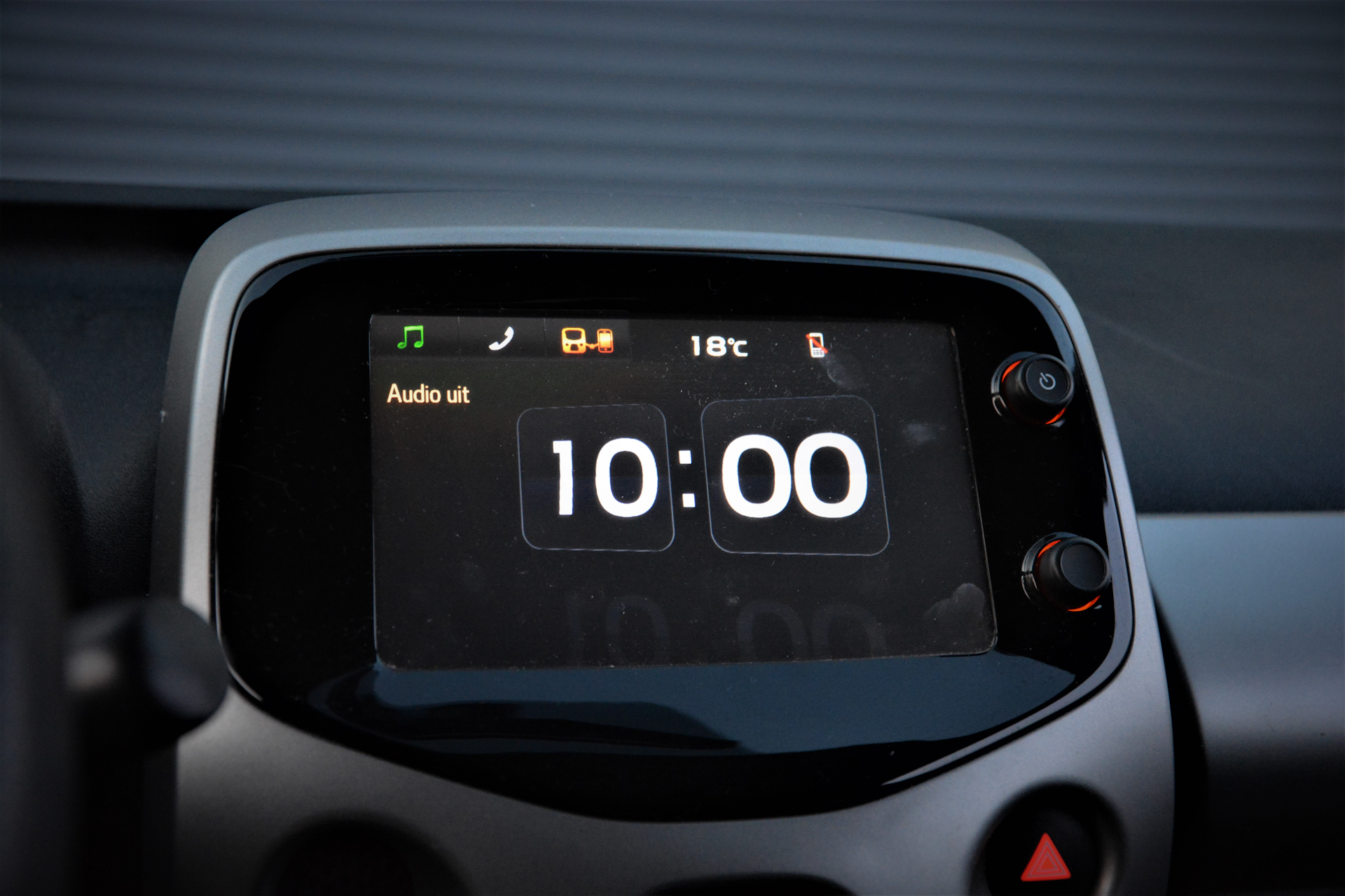 Peugeot 108 1.0 68 pk Active Touchscreen en Bluetooth